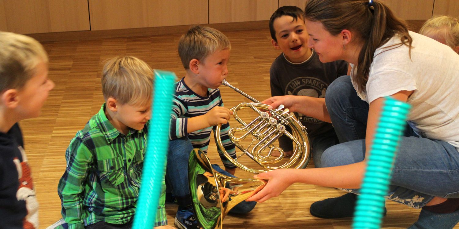 Sepp, Depp, Hennadreck - Volksmusikerlebnis für Kindergartengruppen